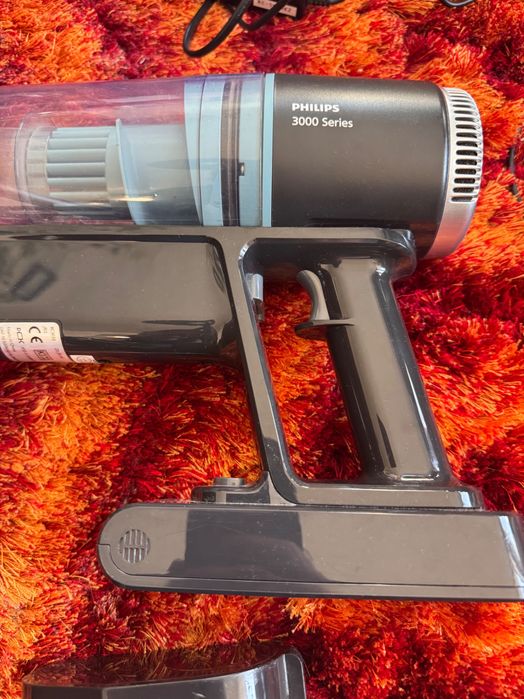 Odkurzacz bezprzewodowy pionowy PHILIPS 3000 XC3033/01