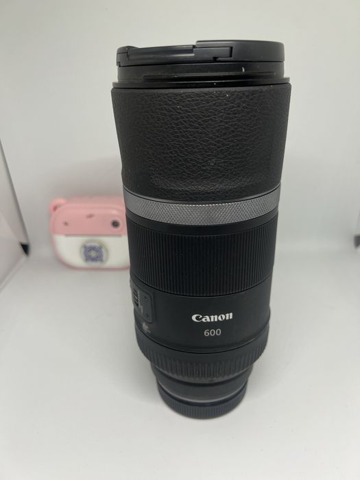 Обʼєктив обьктив Canon RF 600mm f/11 IS STM