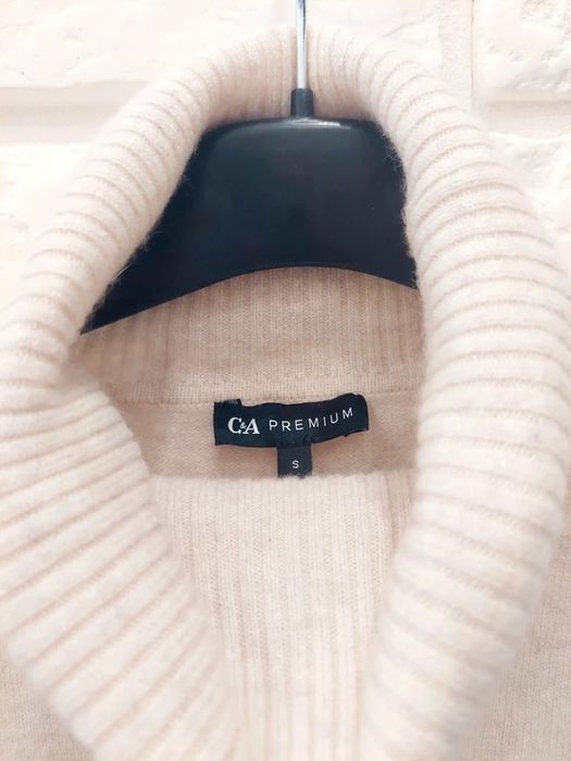 Sweter golf 100% kaszmir ecru beżowy beige soft