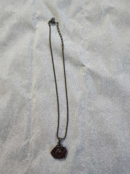 Conjunto de fio e brincos com pendente flor marca Swarovski