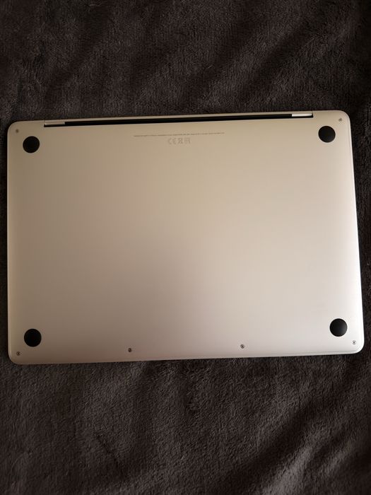 MacBook Pro 13" 2019 8RAM 128SSD