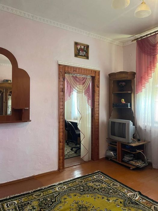 Продається дешева квартира