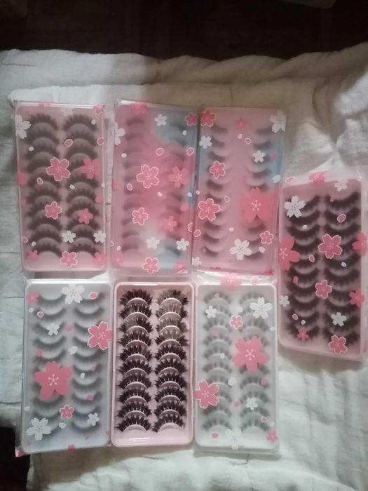 7 Caixas de Pestanas Postiças