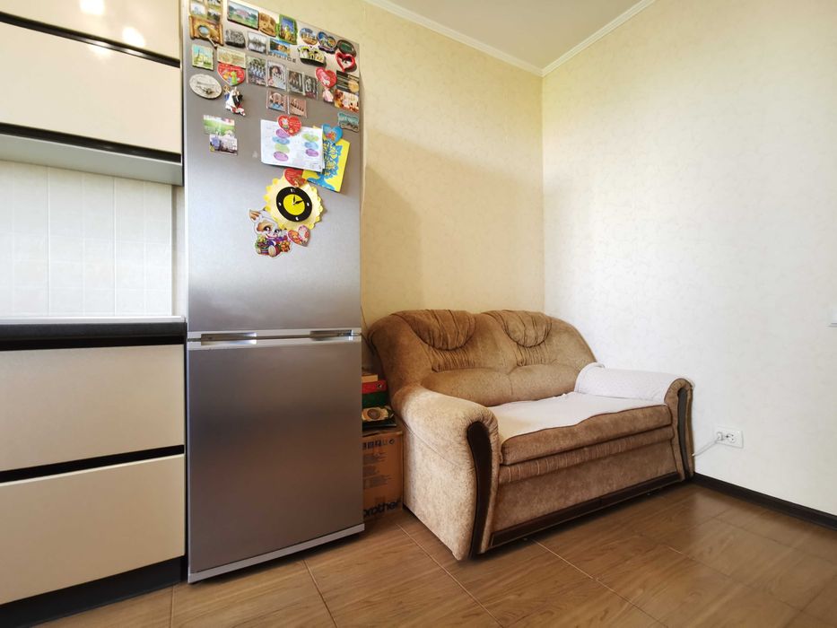 2 кімнатна квартира 67 м² з ремонтом і автономкою RD