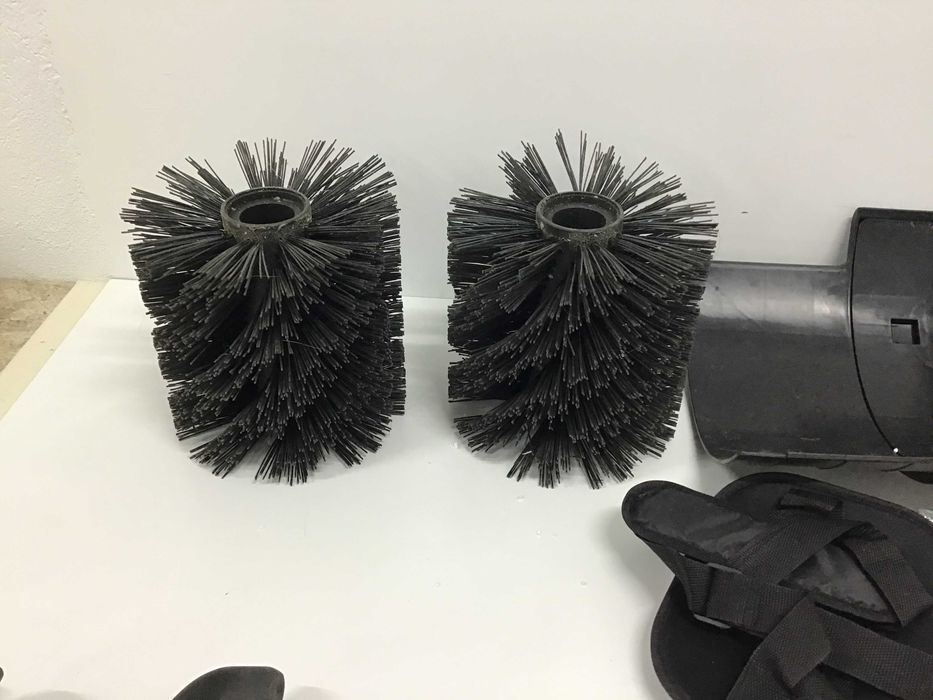 2-suwowa zamiatarka spalinowa 52 cc – 2,3 KM