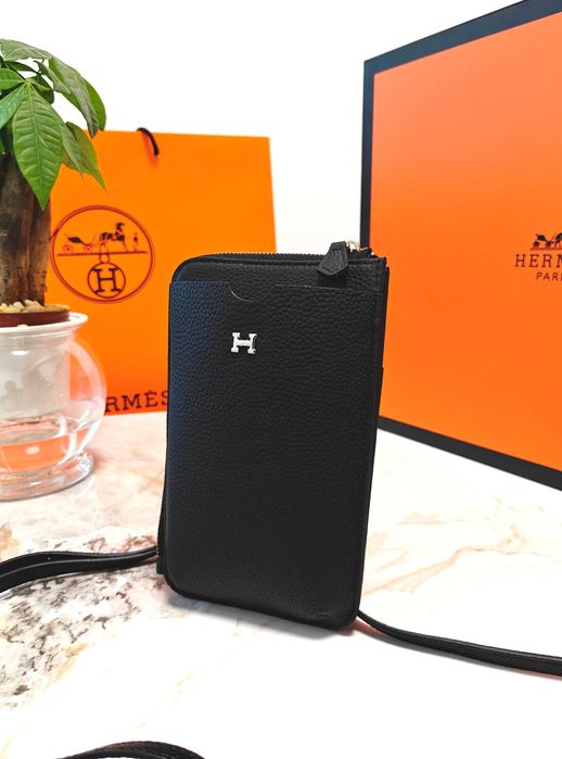 Czarna skórzana torebka portfel Hermes