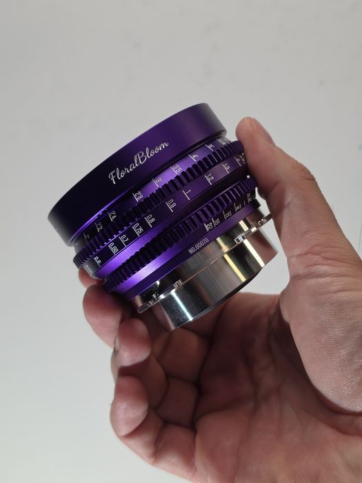 7997Artisans Floral Bloom 37mm T2.9 PL Mount