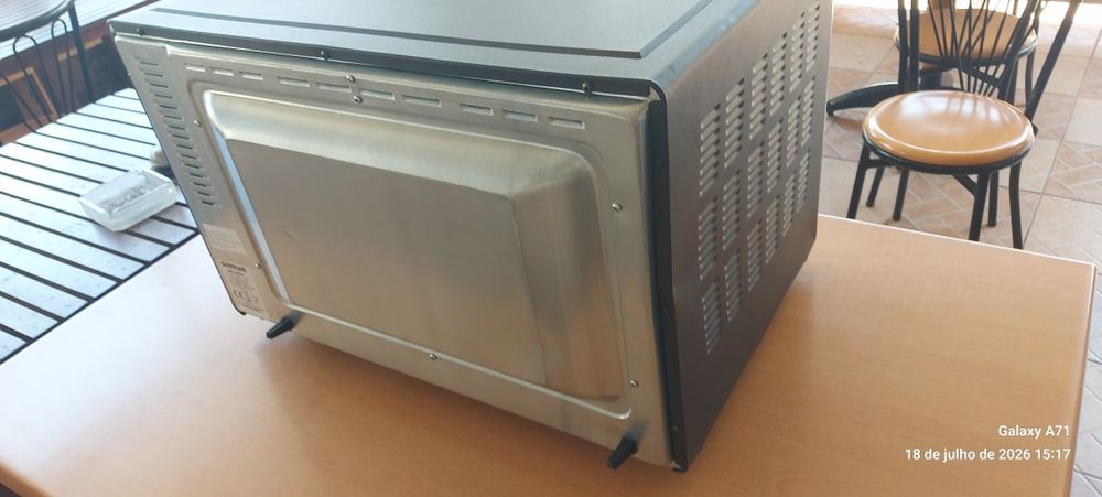 Forno  heletrico novo