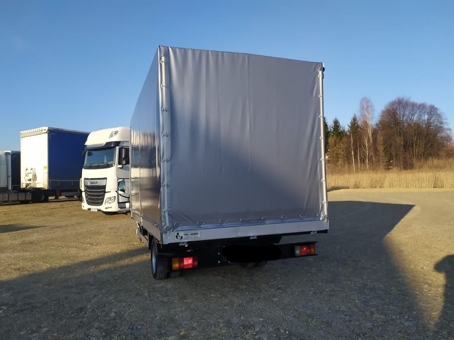 Toyota Dyna 'M35.33' 3.0L [D-4D] 144HP Carroçaria tipo TIR (8 Paletes)