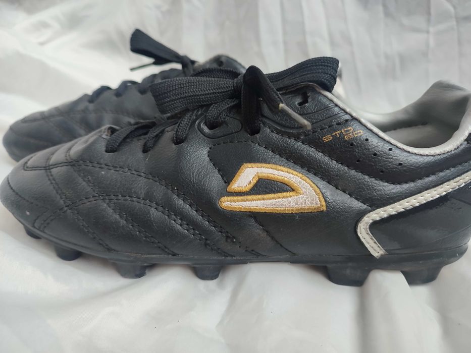 Бутси футбольні Demix 35 розмір