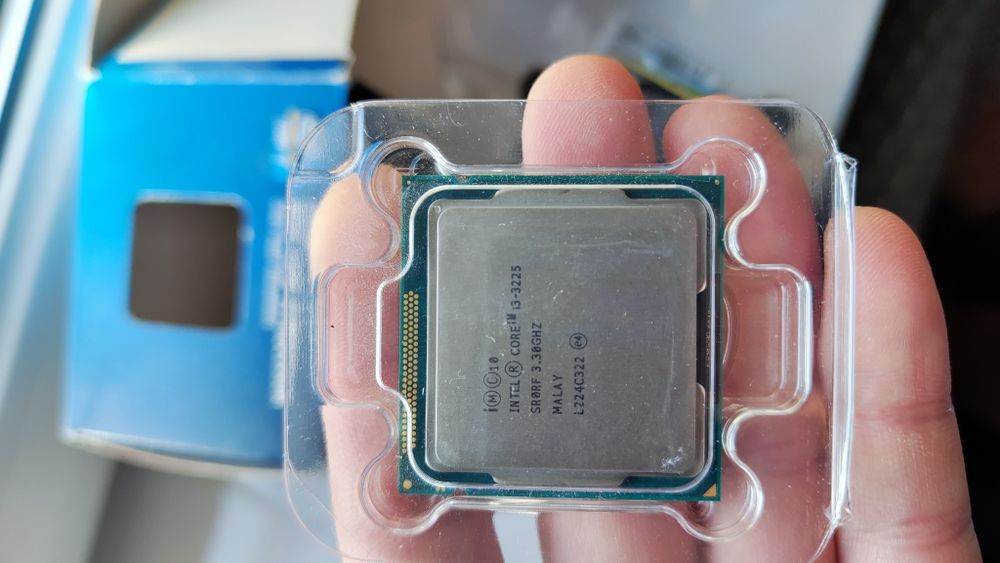intel core i3 3225 - купити комп'ютери та комплектуючі - Ціна на