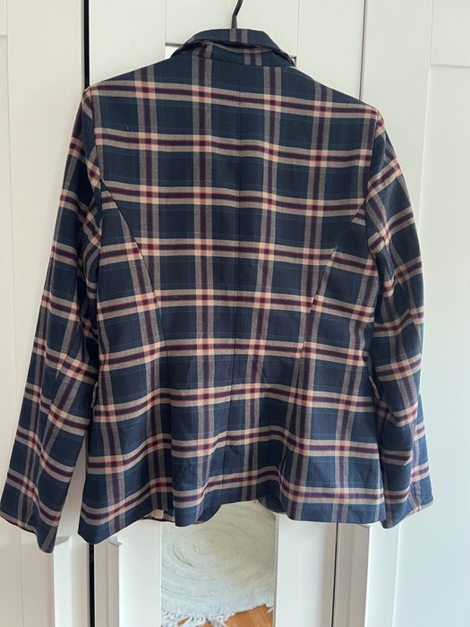 Marynarka w klatce BB