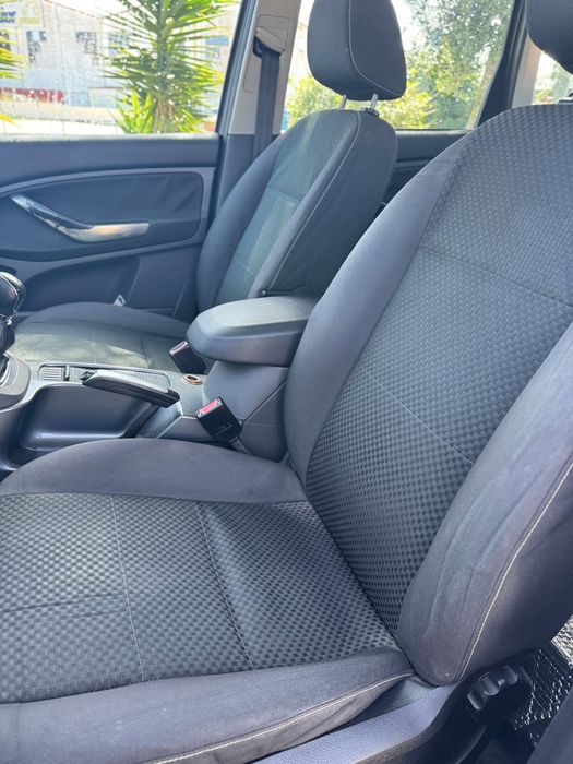 Vendo Ford C-max