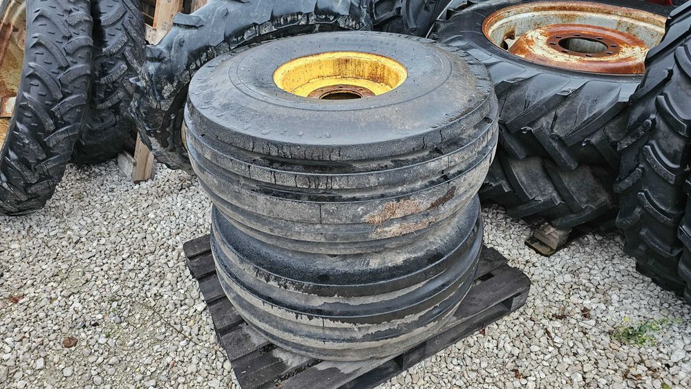 KOŁA 16.5L-16.1 do Sieczkarnia Kombajn Ciągnik inne maszyny John Deere