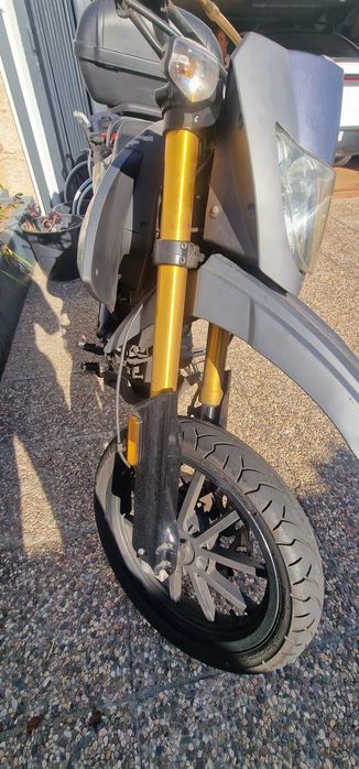 TX M Keeway 125 SuperMota