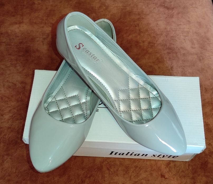 Buty na płaskim obcasie, rozmiar 38
