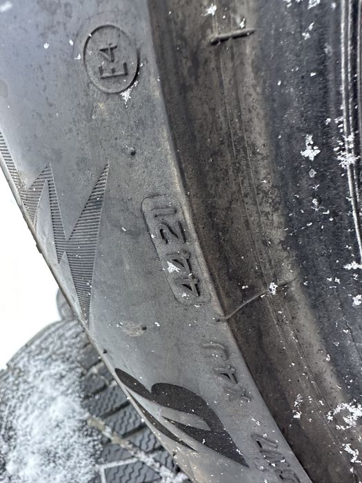 Шини 285/45 R21 Bridgestone , резина комлект на джип