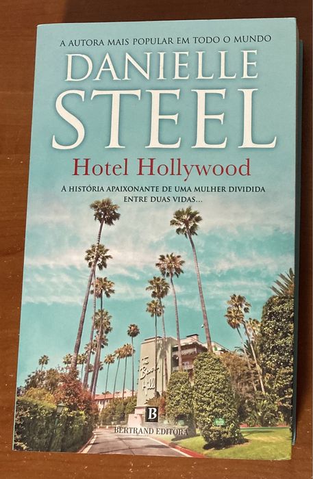 Livro "Hotel Hollywood”, de Danielle Steel