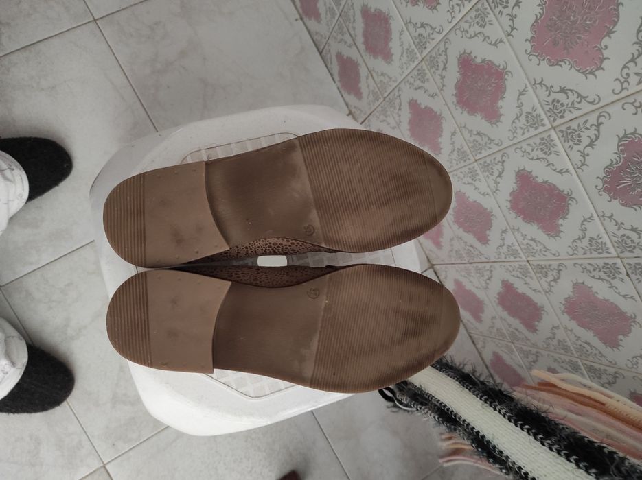 Sapatos bebes número 37