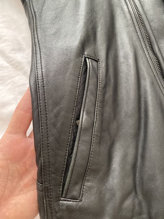 Чоловіча шкіряна куртка Massimo Dutti