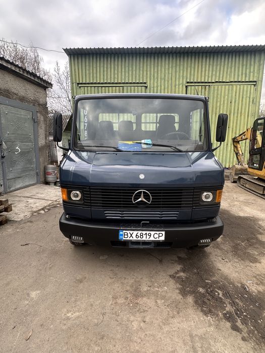 Mercedes 609d евакуатор