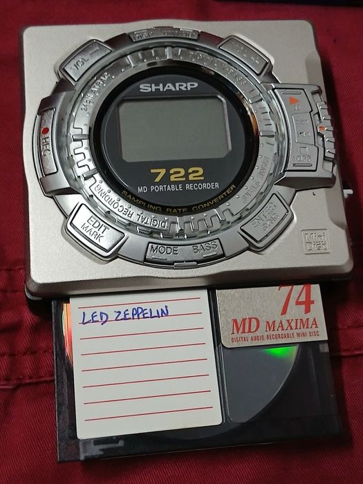 Leitor Minidisc Sharp antigo