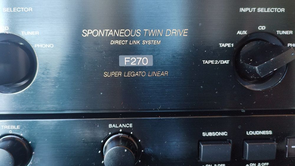 Amplificador Sony TA-F270