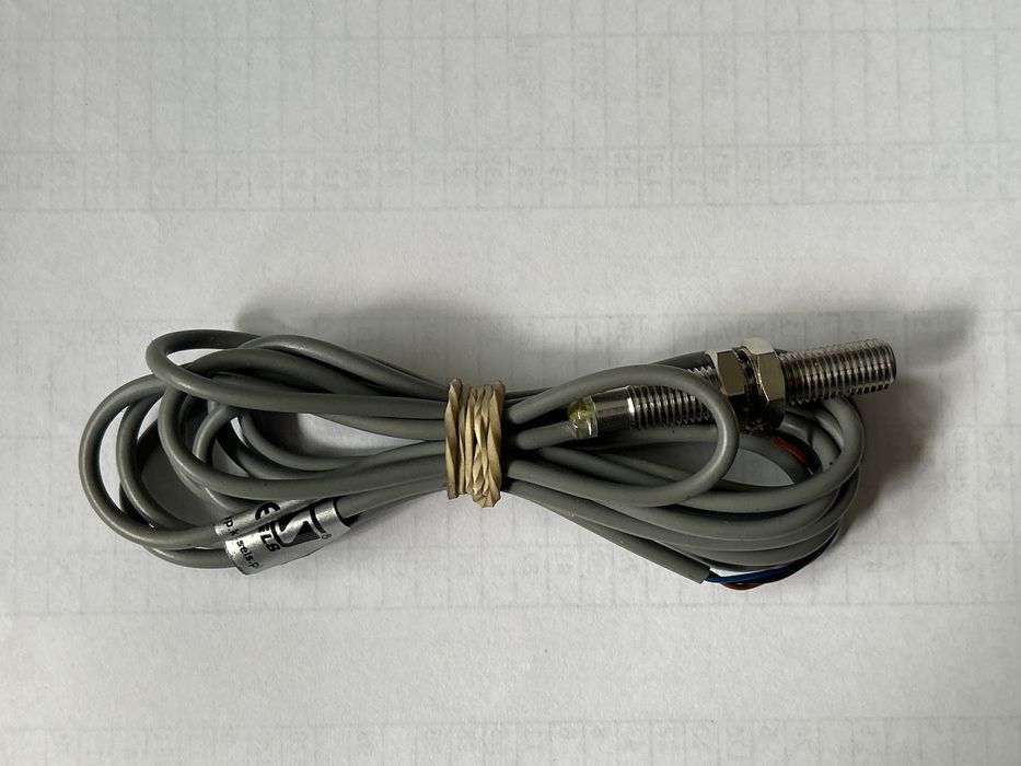 Czujnik indukcyjny 3mm, M8