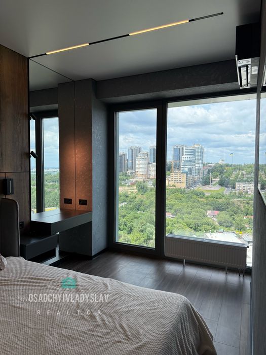 Завжди є світло! 2к ЖК Бартоломео | студія + спальня