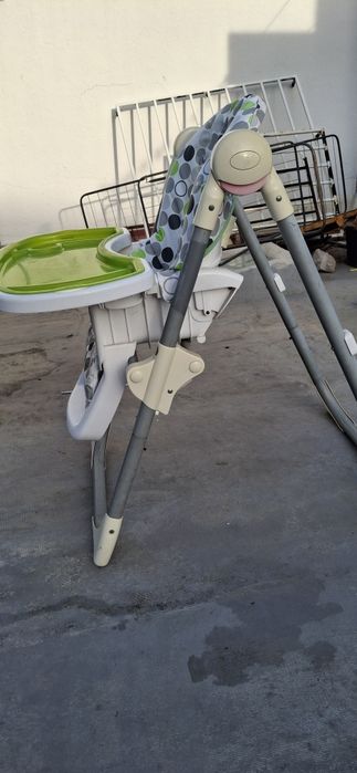 Cadeirinha de alimentação