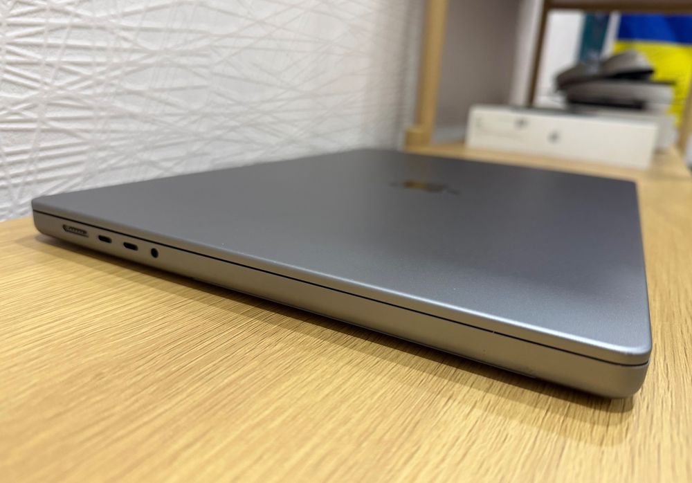 MacBook PRO 16 M1 Max 10 CPU/ 24 GPU/ 64 RAM/ 512 GB SpaceGray
