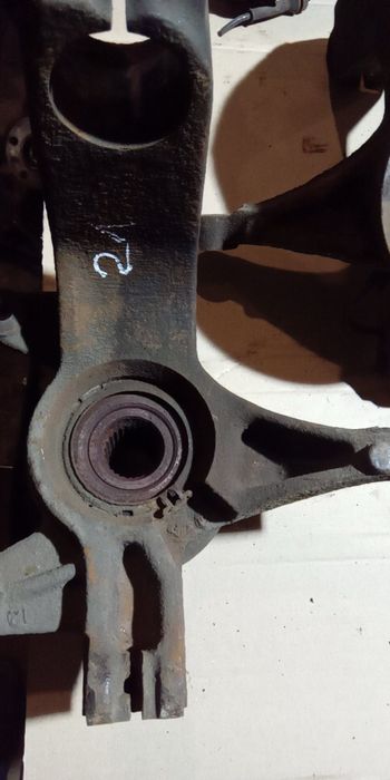 Цапфа Поворотний Кулак Ступиця Рено Меган 2 Сценік 2 Megane 2 Scenic 2