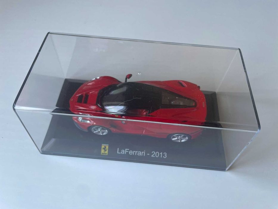 Miniatura de Ferrari LaFerrari 1/43