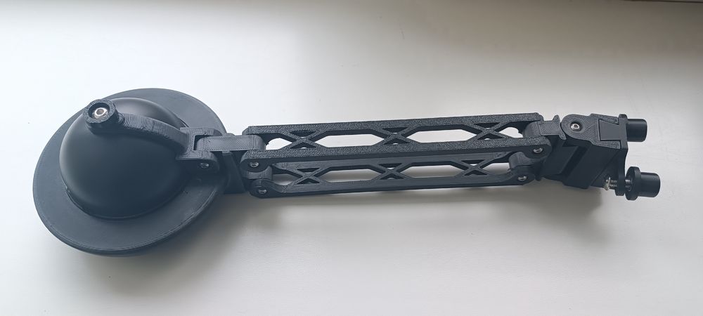 Кріплення ехолота Deeper для коропового кораблика