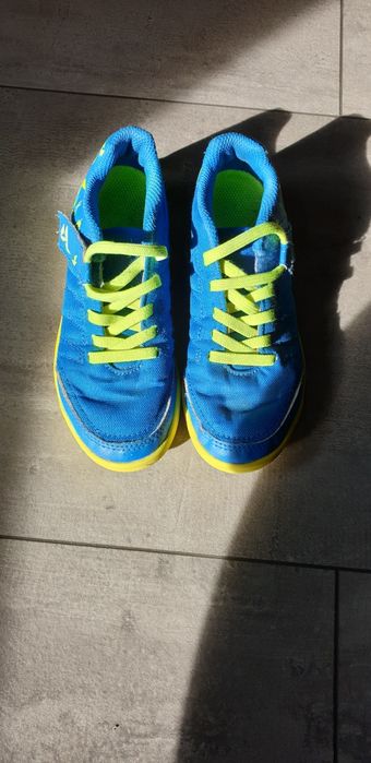 Buty halówki marki KIPSTA (Decathlon) Roz. 28