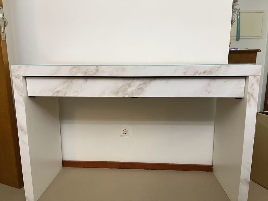 Toucador com gaveta personalizado