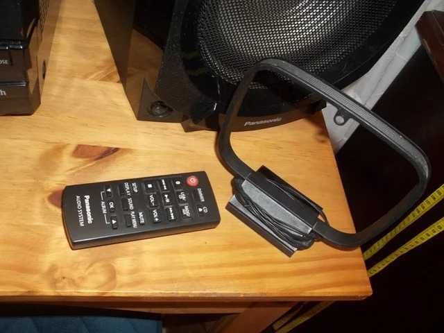 sistema hi-fi panasonic SA-AKX200 CD blootoothe música usb muito alto