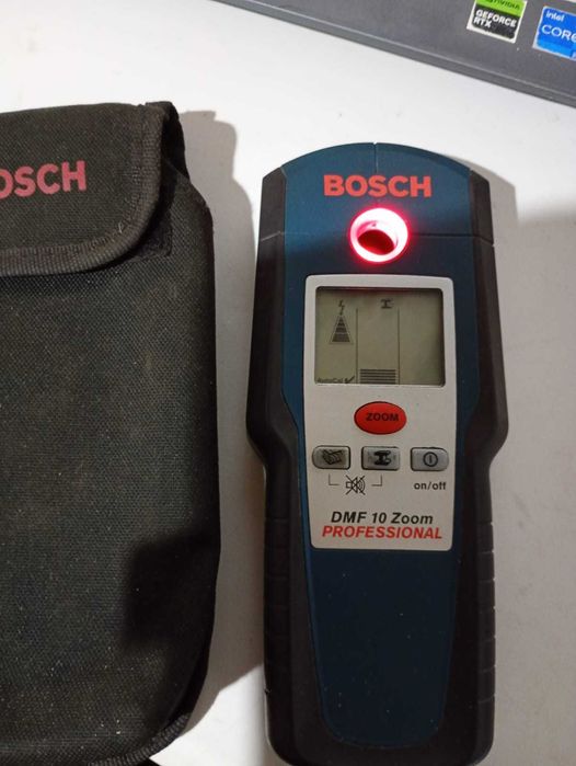 Детектор прихованої проводки BOSCH
