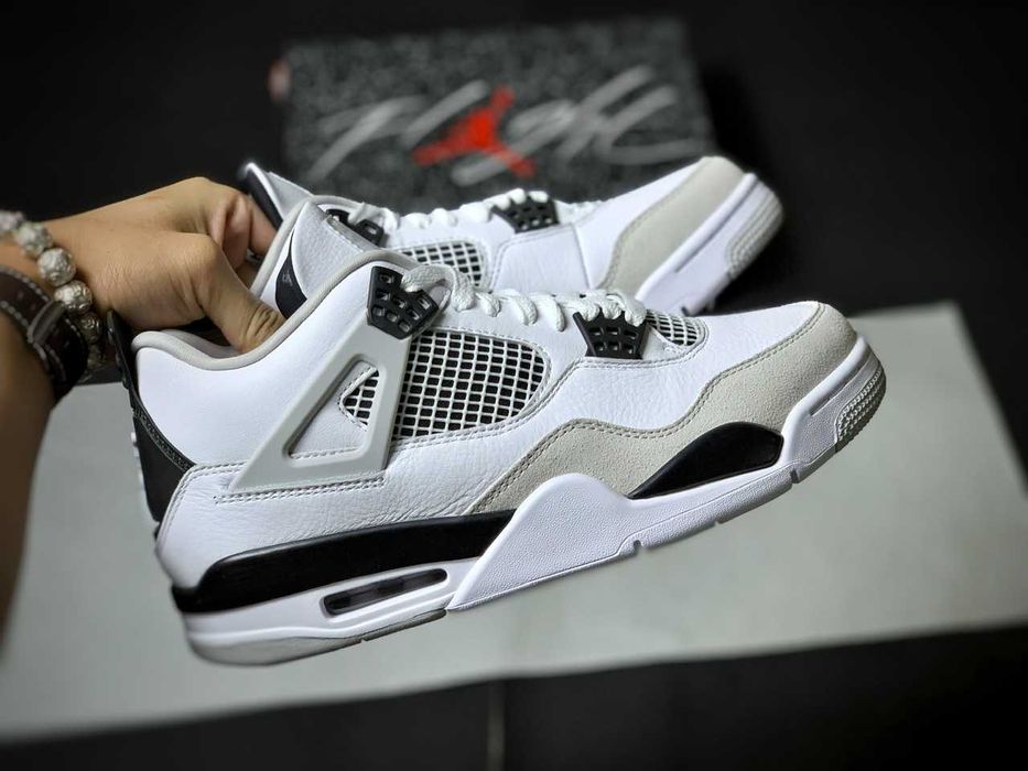 Jordan 4 military black