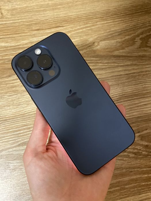 IPhone 15 Pro Blue Titanium