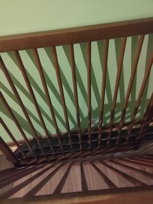 Bramka zabezpieczająca schody