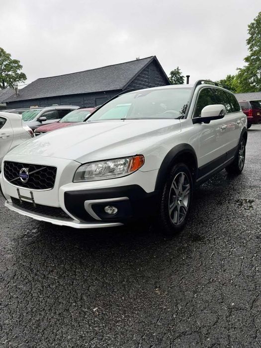Volvo XC70 T6      2016