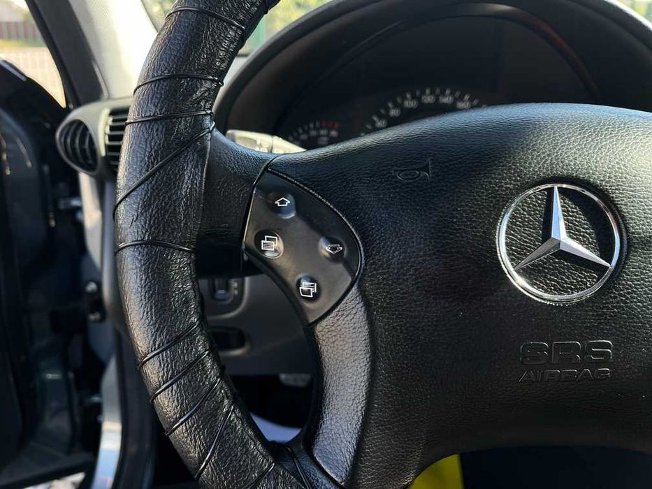 Mercedes-Benz C 180 2003