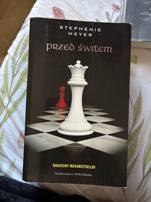 Książka "Przed świtem" Stephenie Meyer – stan idealny, saga Zmierzch