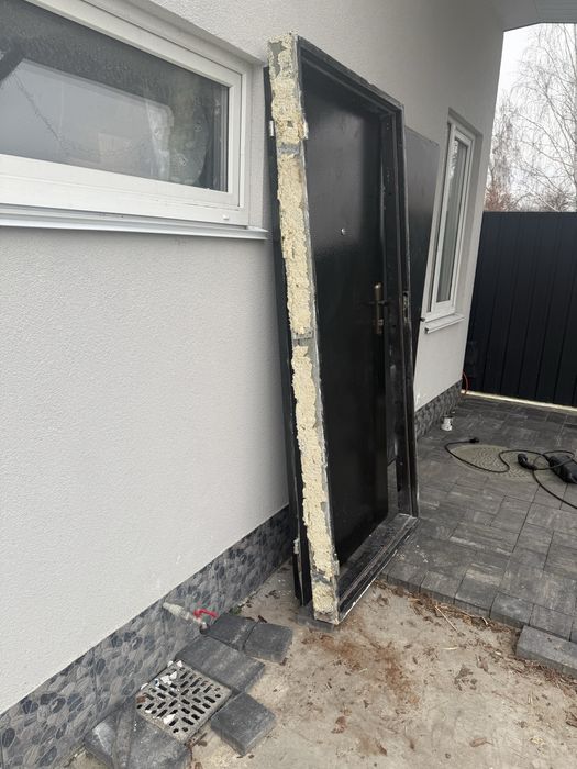 двери бронированные входные