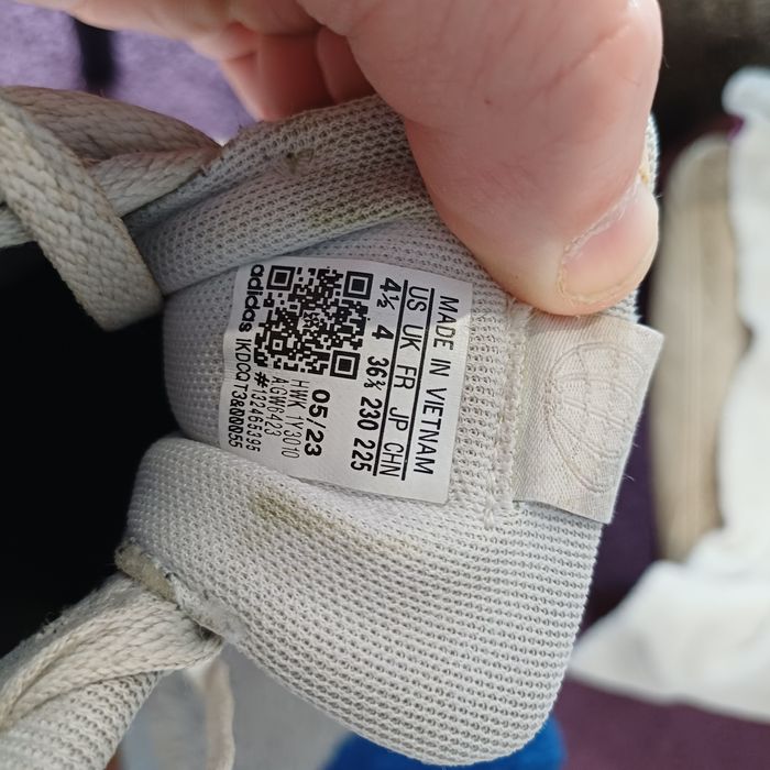 Кросовки адидас 36.5 размера