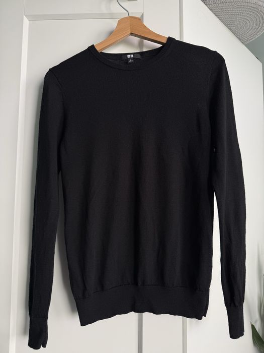 Sweter klasyczny czarny welna jesien zima m