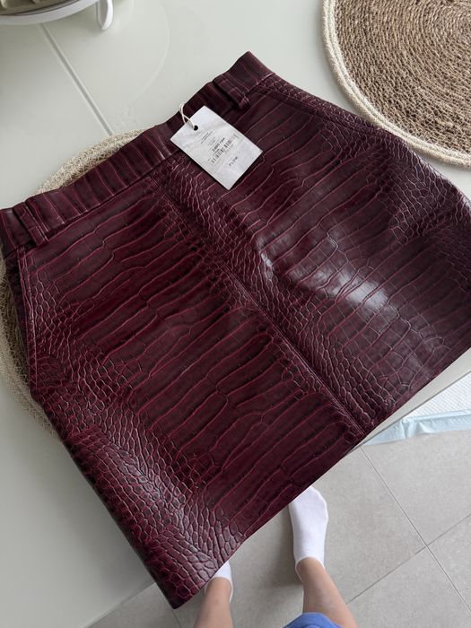 Шкіряна юбка від Flow