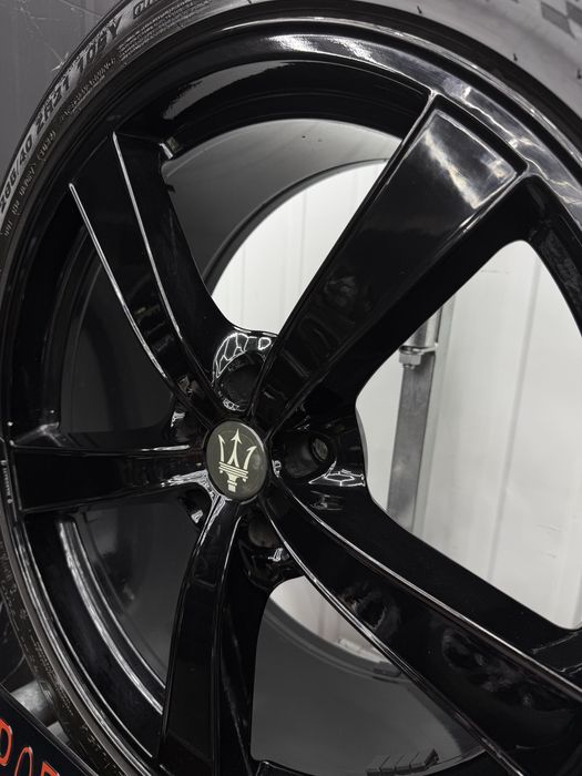 Alufelgi KOMPLET 21 cali 5x114,3 Maserati Levante Grecale Quattroporte