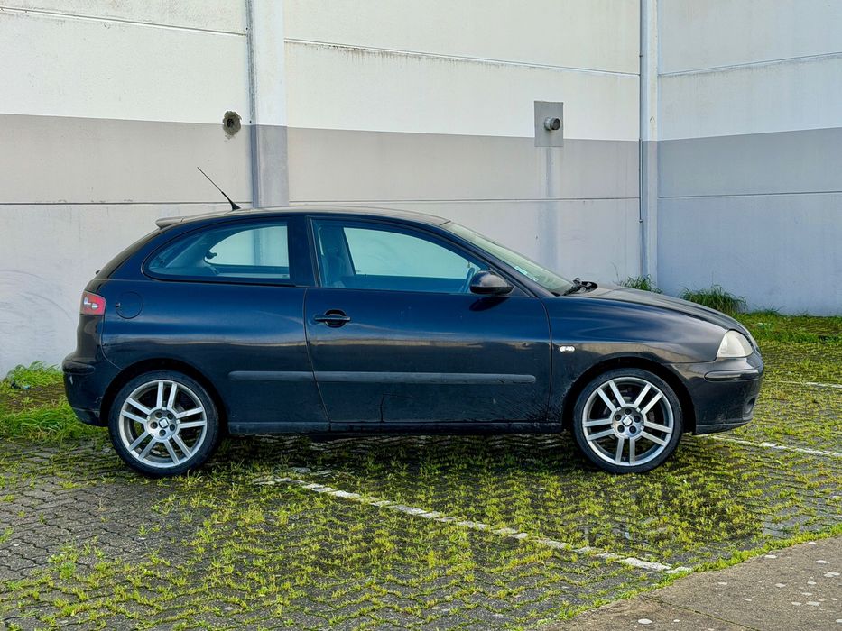 Seat ibiza 6l 2002